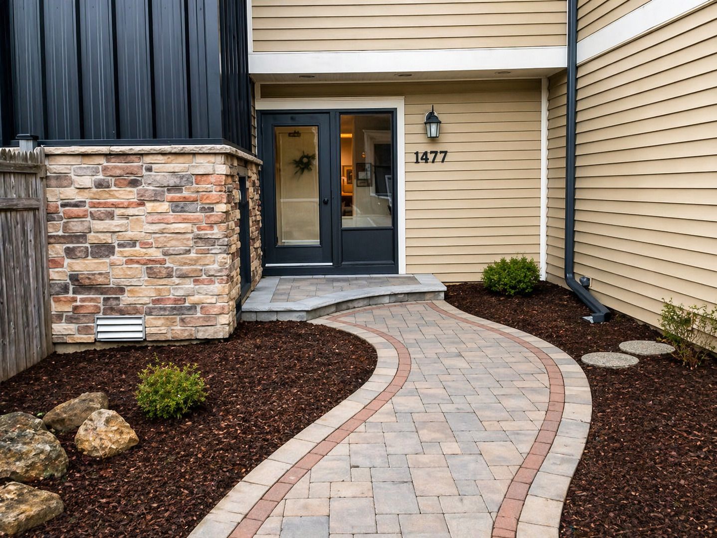 1477 S County Farm Road #1-1 — Wheaton, IL 60189