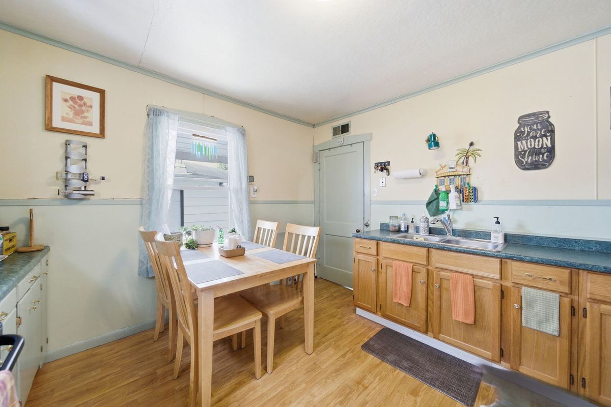 10443 Medill Avenue, Melrose Park, IL 60164