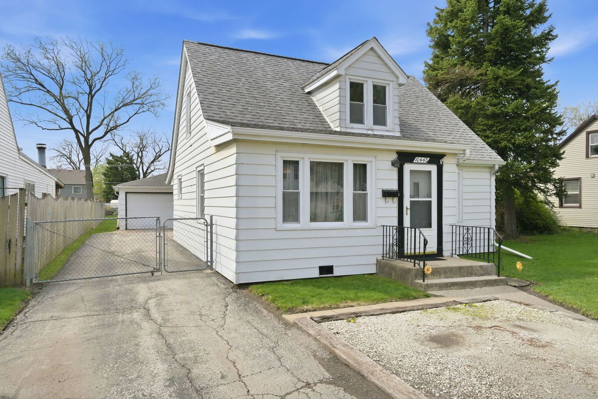 10443 Medill Avenue, Melrose Park, IL 60164