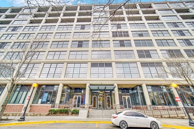 900 N KINGSBURY Street #780 — Chicago, IL 60610
