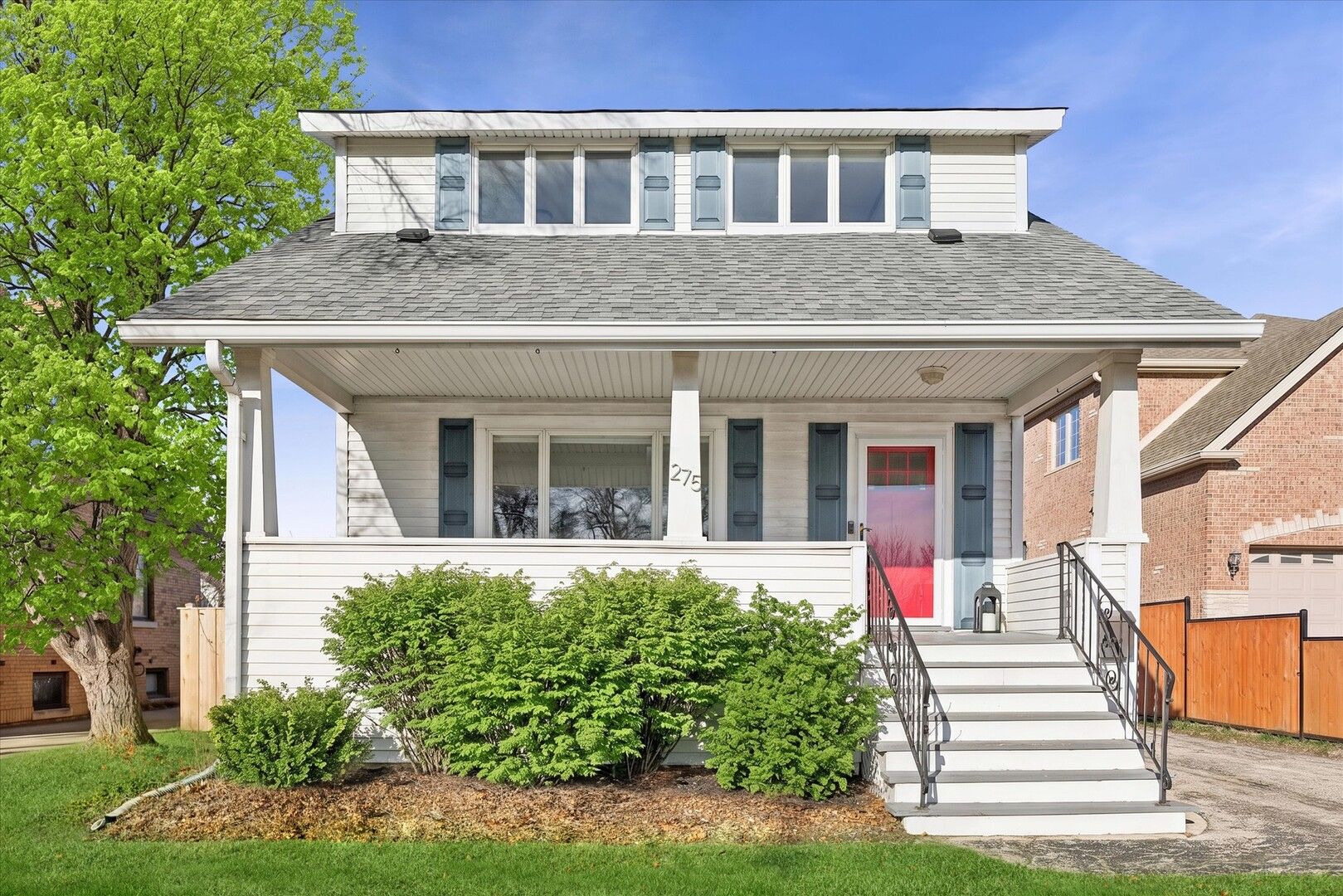 275 W North Avenue — Elmhurst, IL 60126