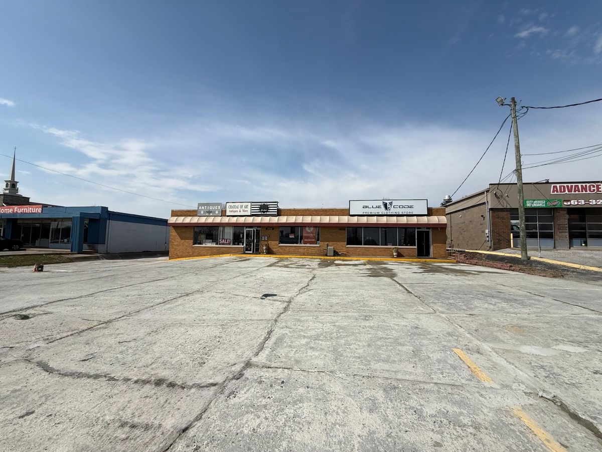 3546 Brady Street, Davenport, IA 52806