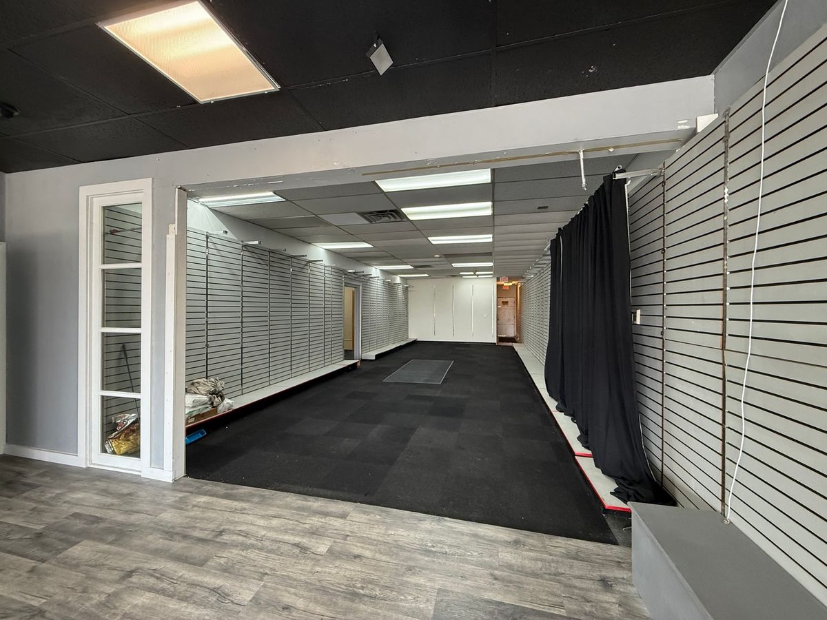 3546 Brady Street, Davenport, IA 52806