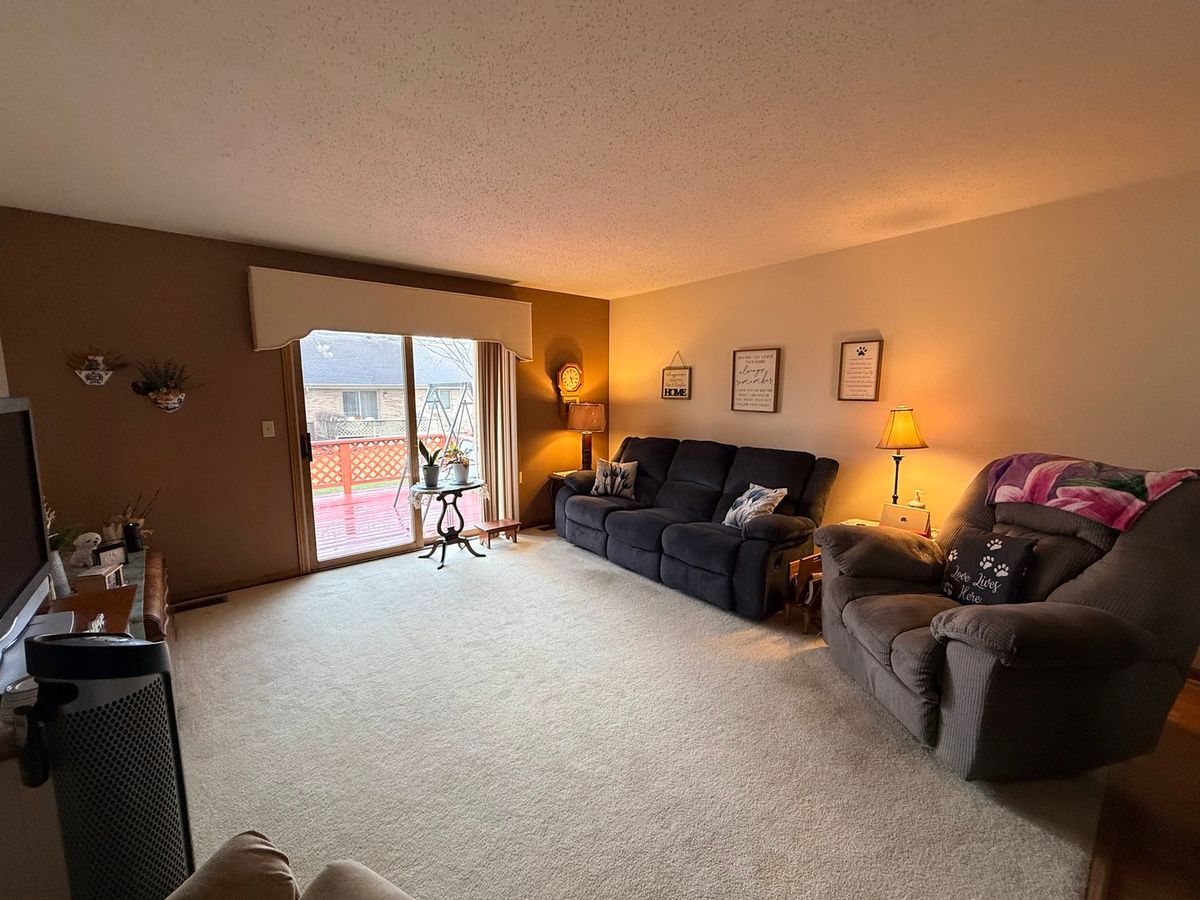 804 Deerpath Lane, Elwood, IL 60421