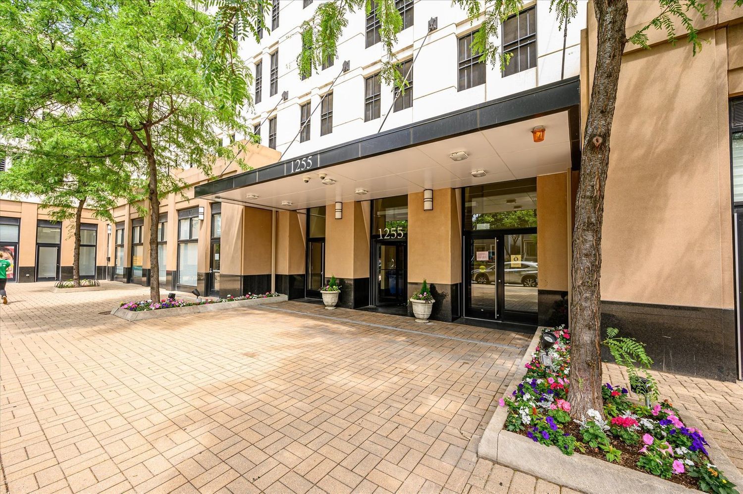 1255 S STATE Street #1913 — Chicago, IL 60605