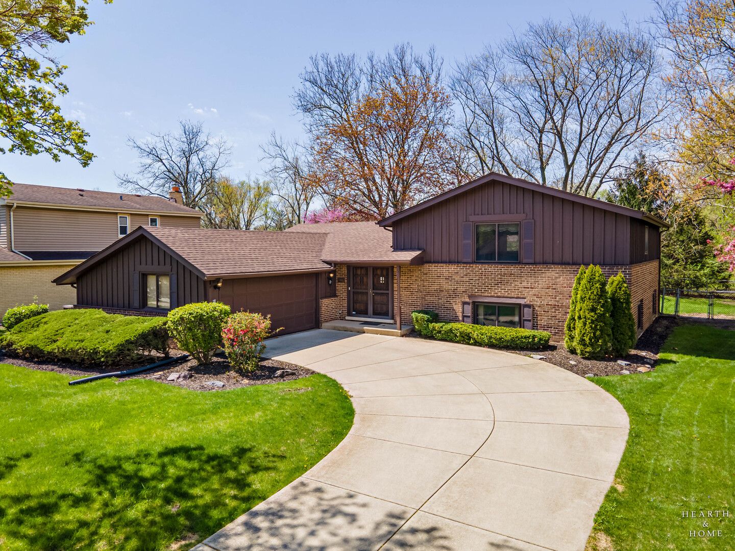 2806 N Dryden Place — Arlington Heights, IL 60004