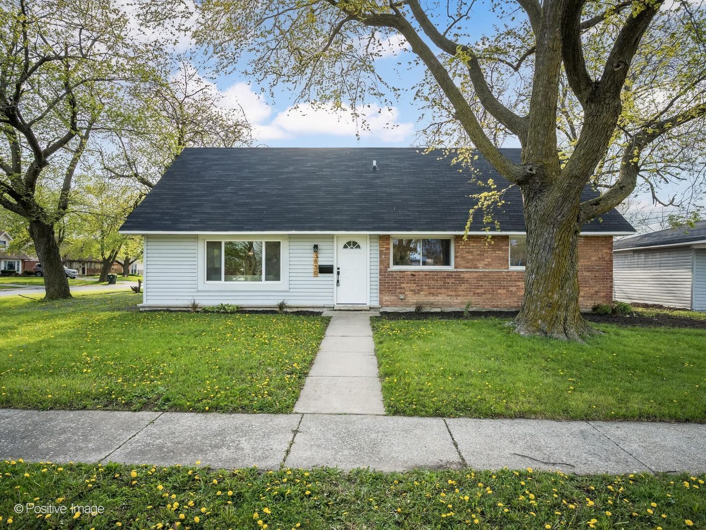 3830 167th Place — Country Club Hills, IL 60478