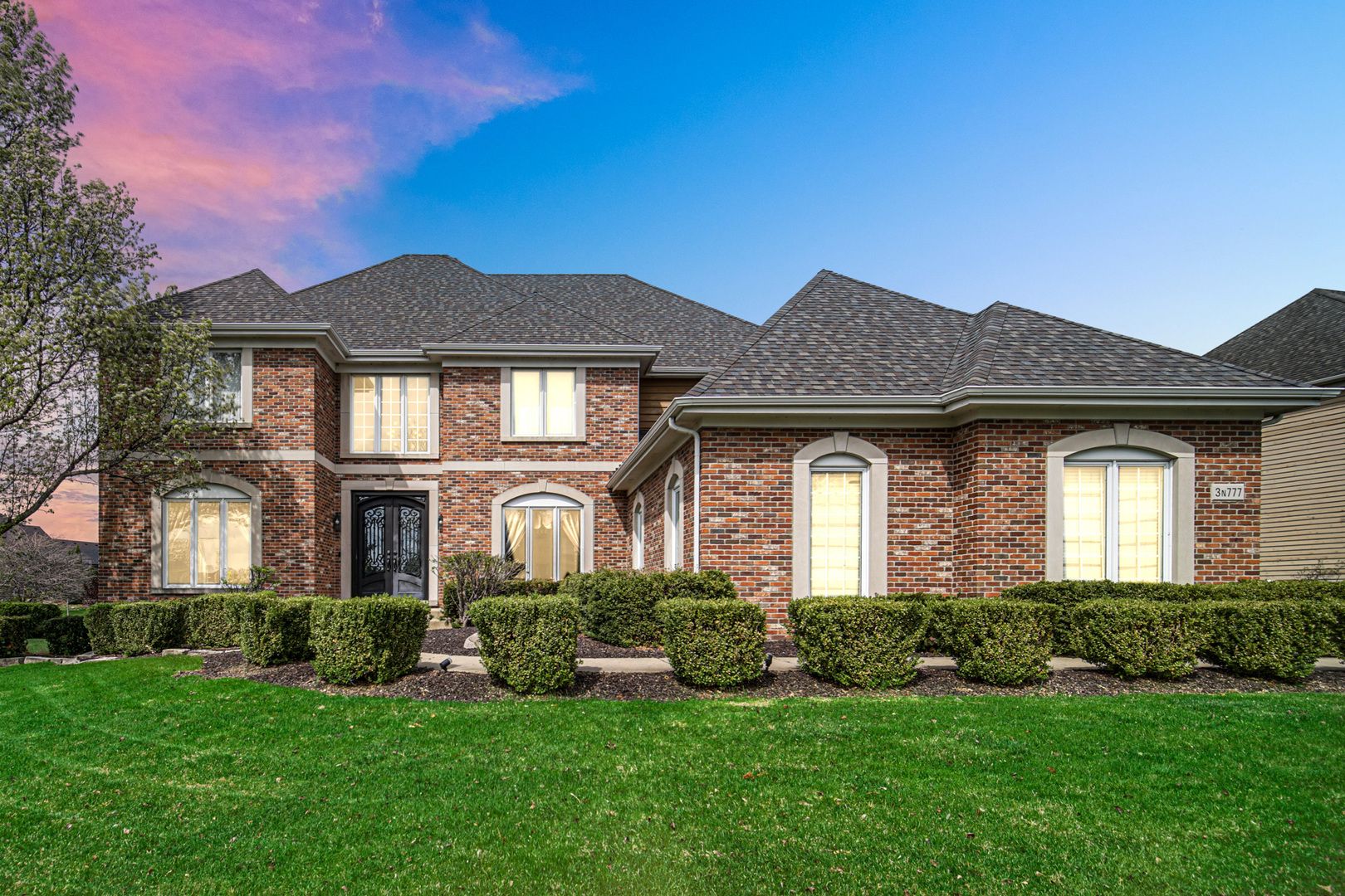 3N777 Walt Whitman Road — St. Charles, IL 60175