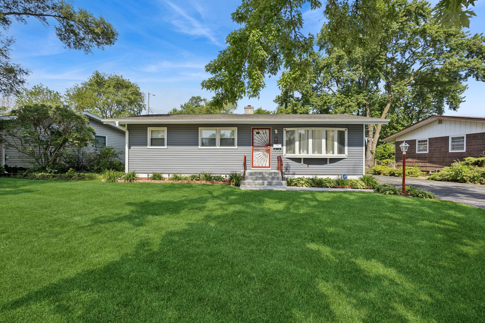 61 Arrowhead Drive — Thornton, IL 60476