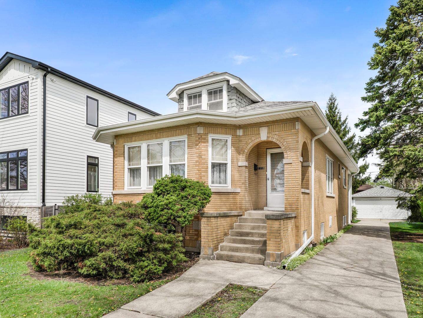 1118 Garden Street — Park Ridge, IL 60068