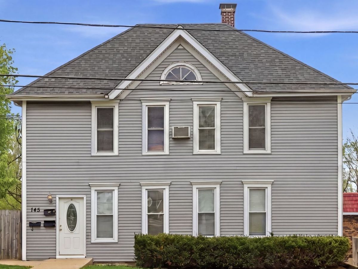 143 Liberty Street, Elgin, IL 60120