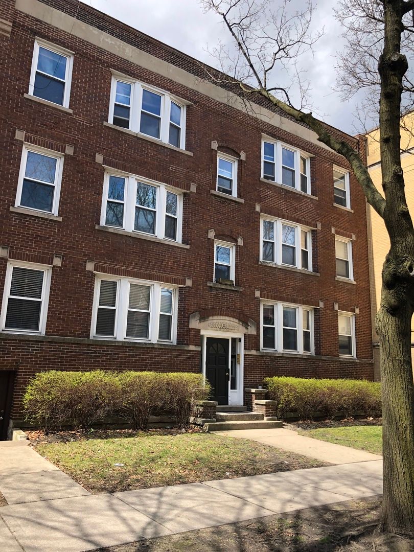 6346 Wayne Avenue, Chicago, IL 60660