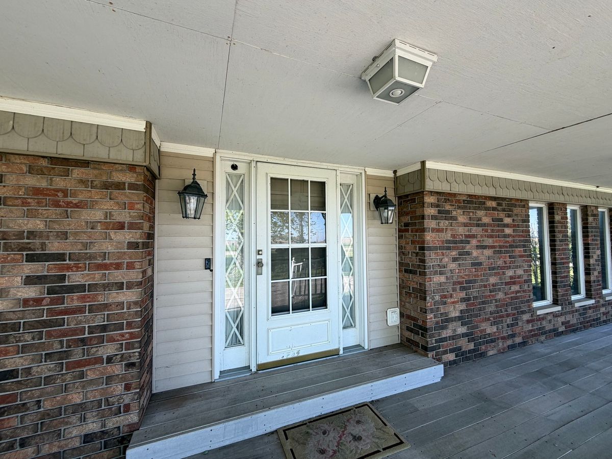 2761 County Road 1700, Ogden, IL 61859