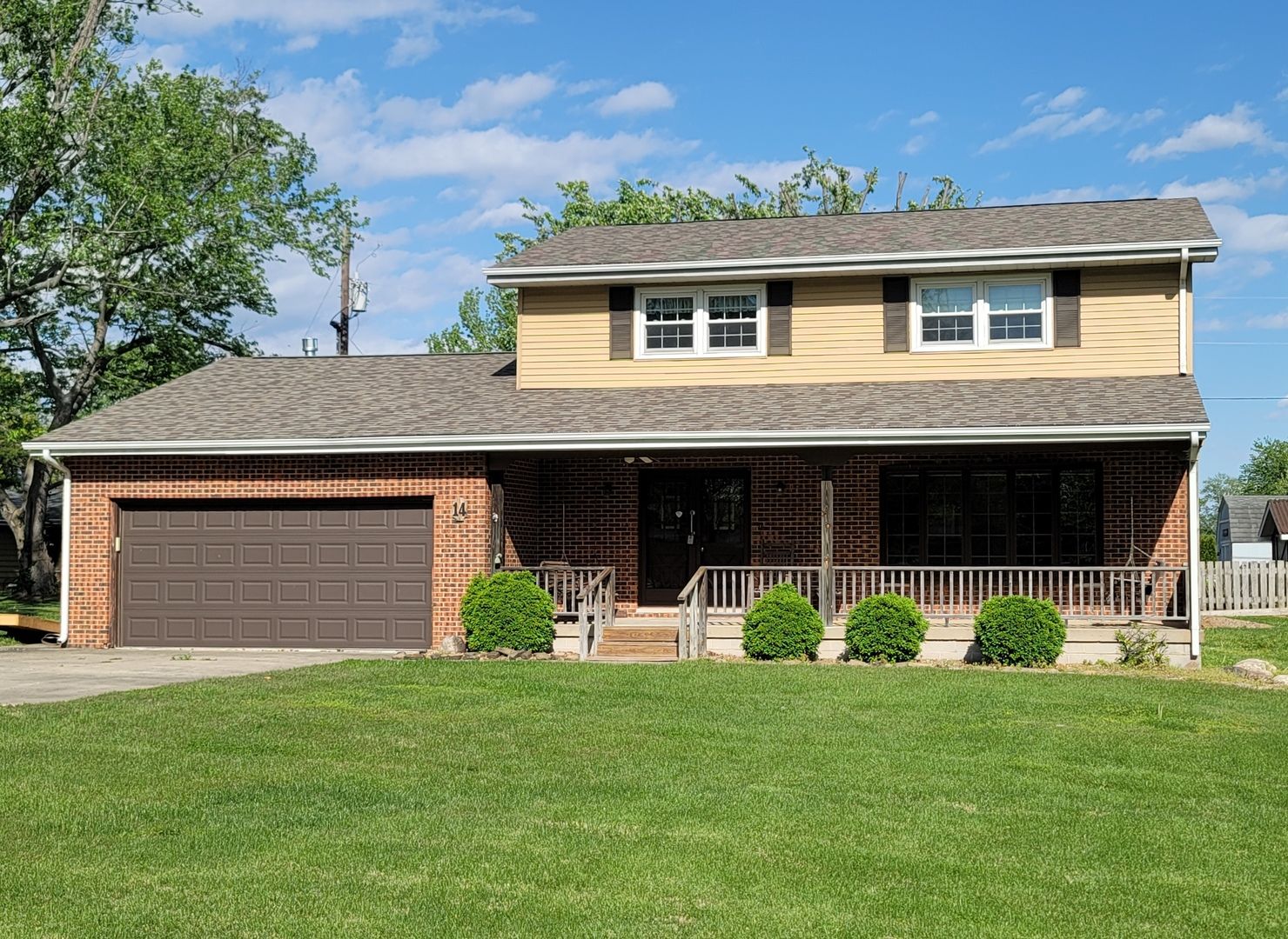 14 Lakedale Drive — Salem, IL 62881
