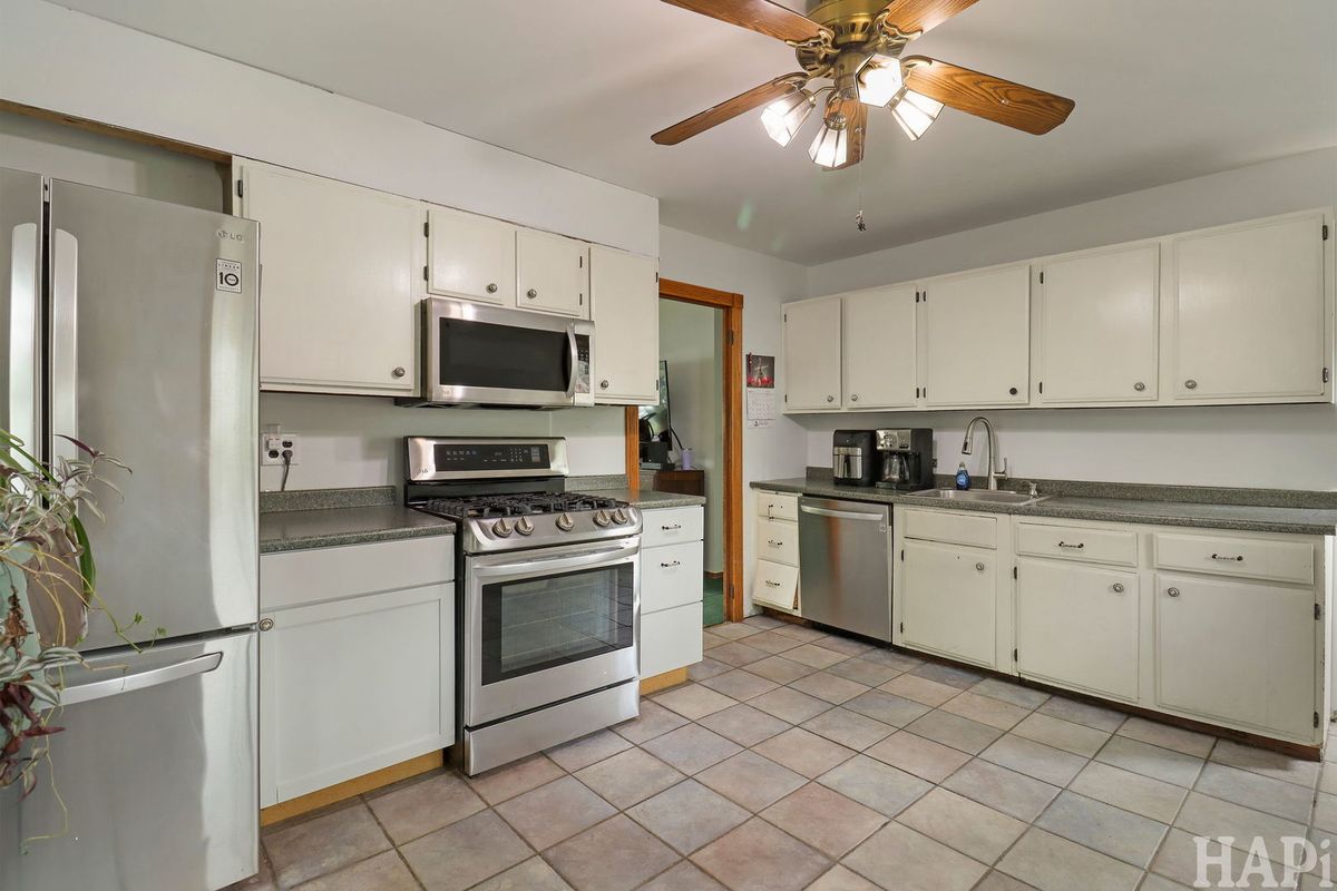 397 Bernard Drive, Buffalo Grove, IL 60089