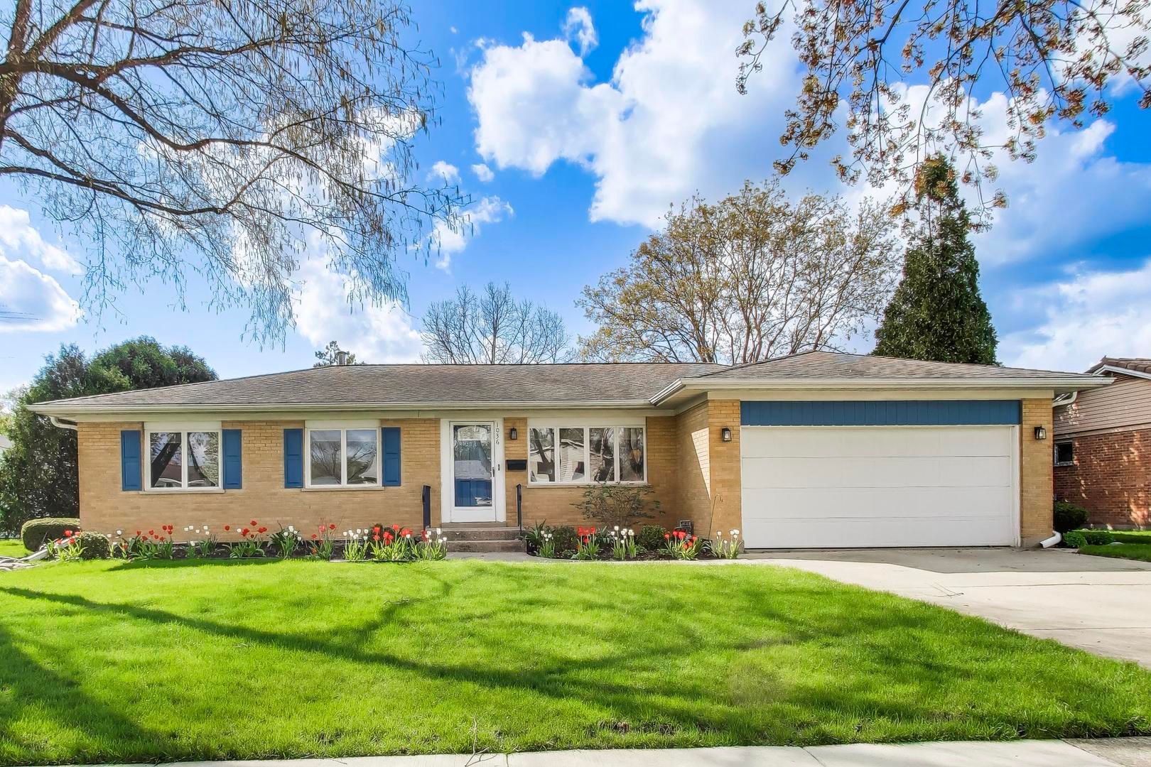 1036 Clark Lane — Des Plaines, IL 60016
