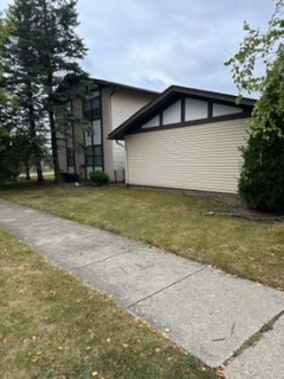 19201 Elm Drive #141 — Country Club Hills, IL 60478