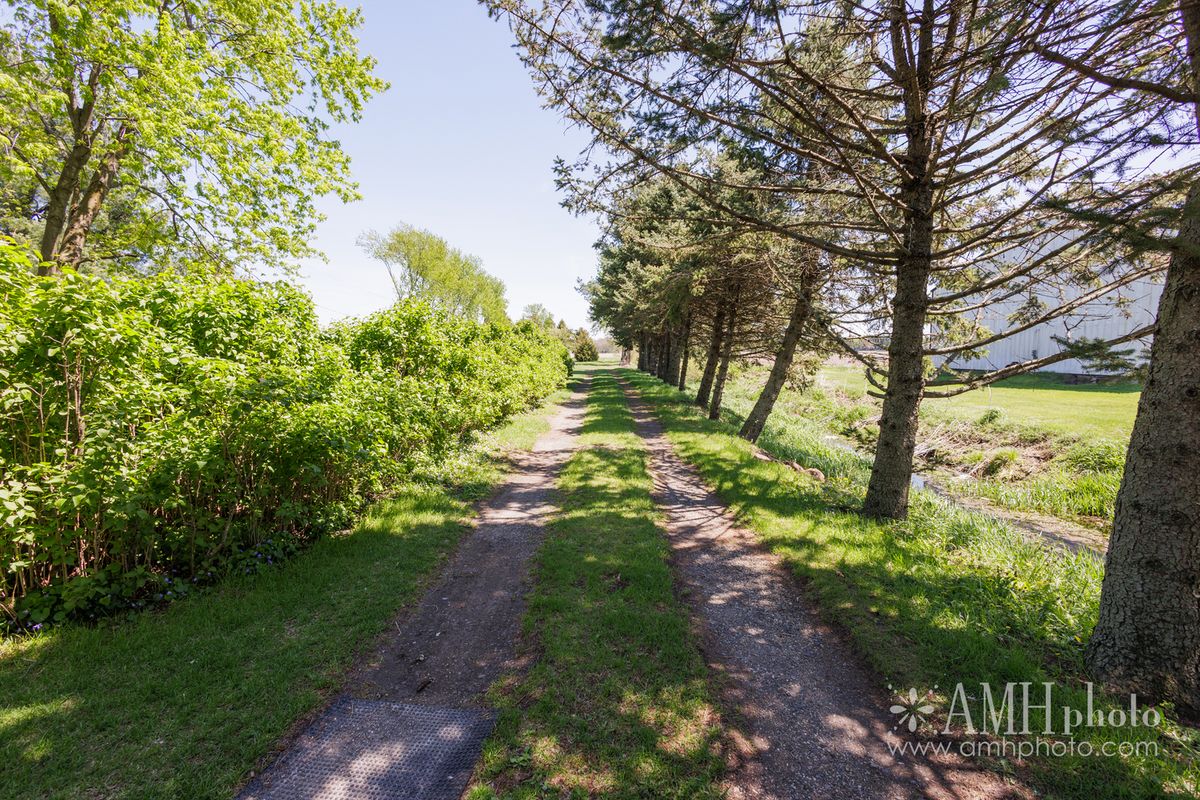 3743 S 8500 E Road, St. Anne, IL 60964
