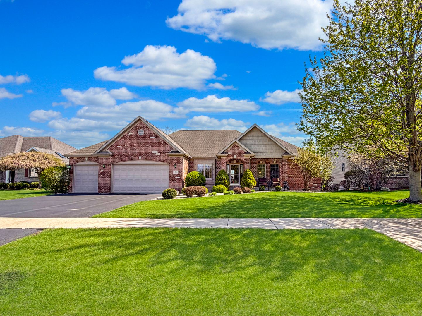 424 Billings Drive — DeKalb, IL 60115