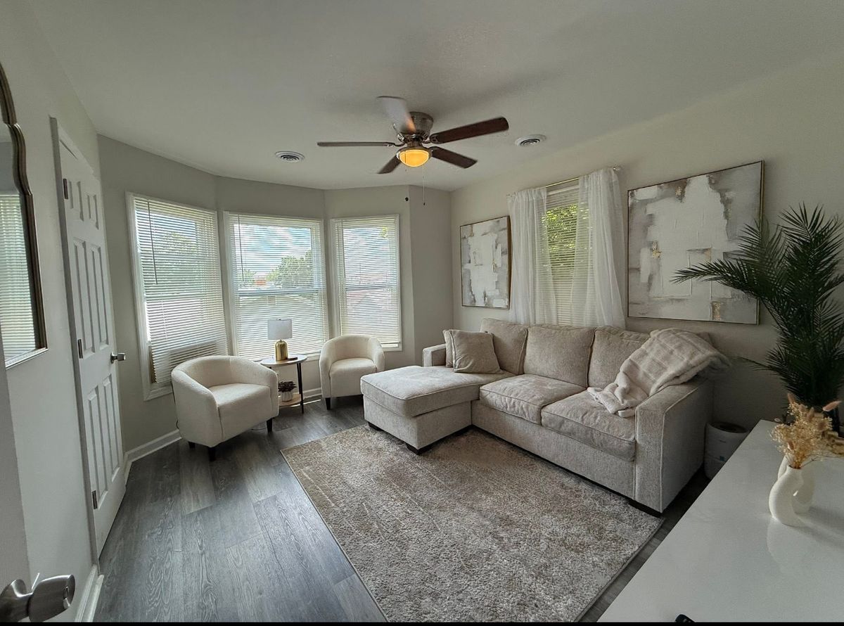 18 N Jefferson Avenue, Amboy, IL 61310