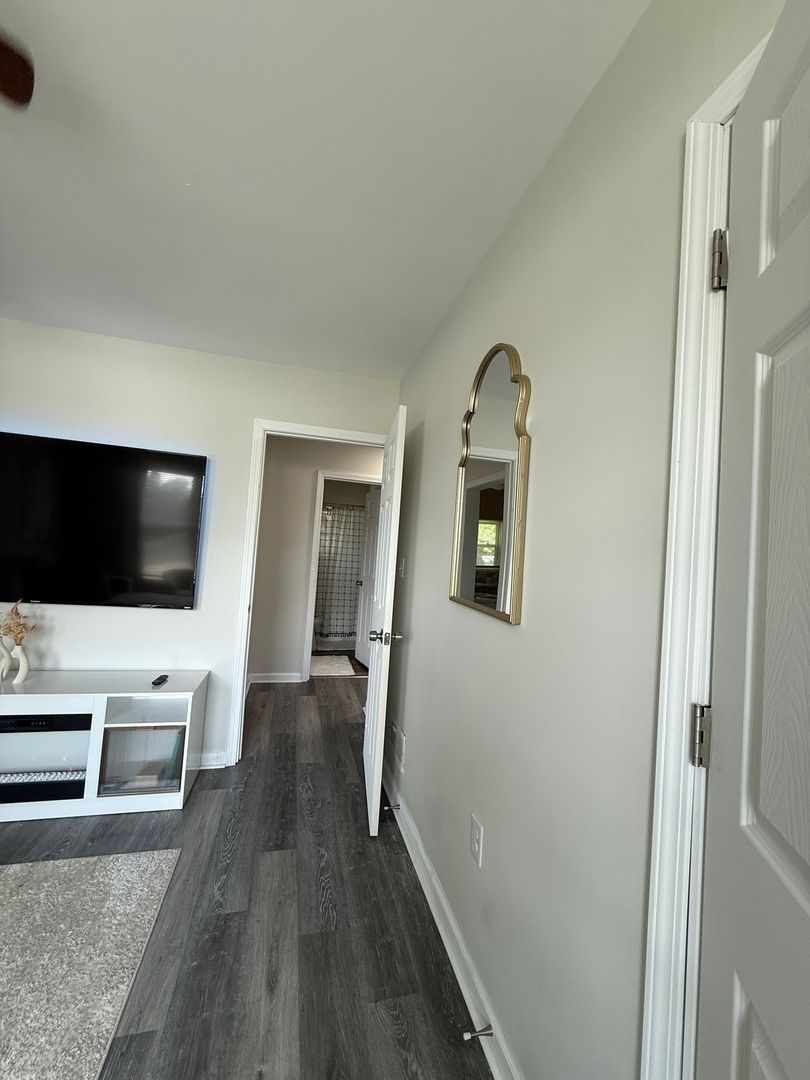 18 N Jefferson Avenue, Amboy, IL 61310