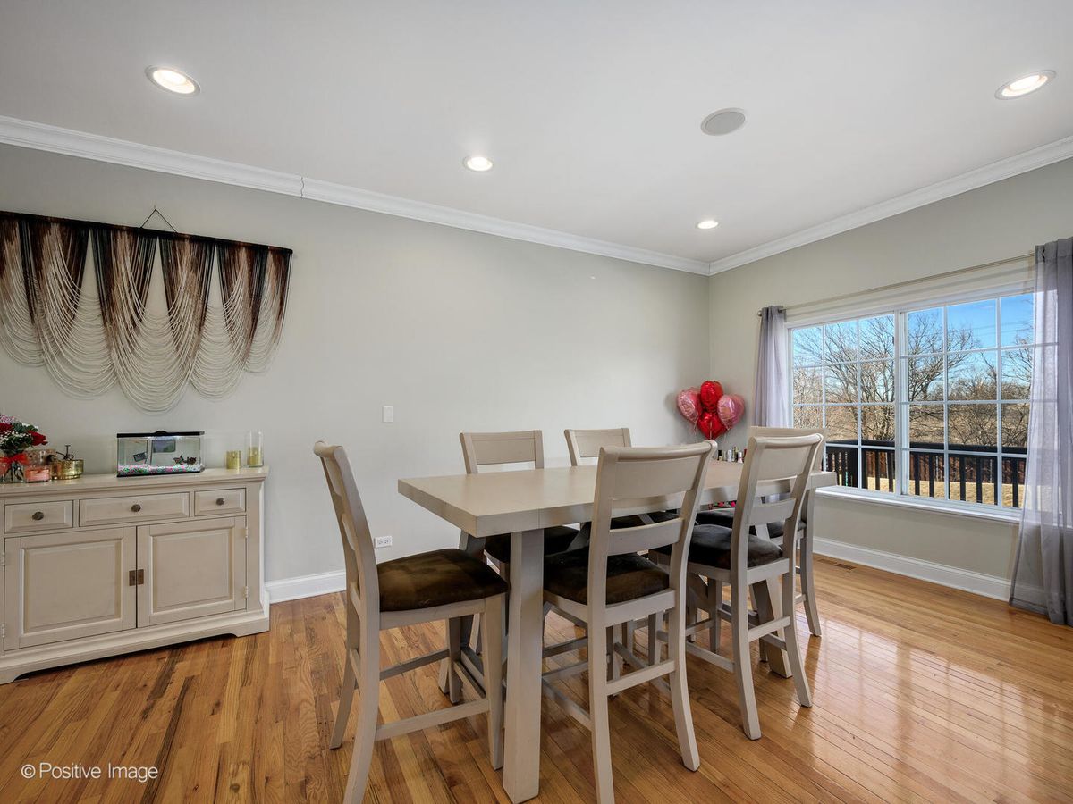 219 Willow Boulevard #1202B, Willow Springs, IL 60480