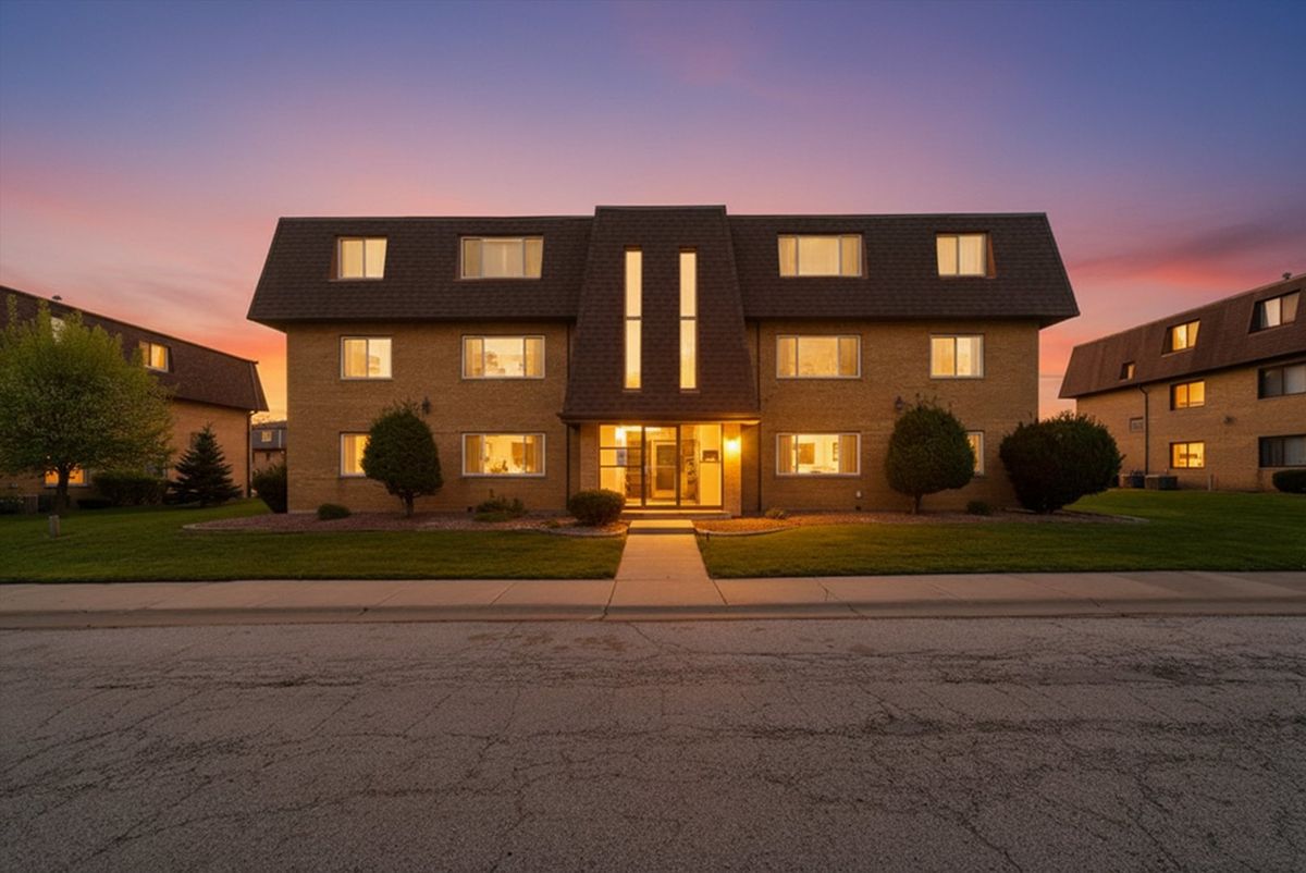 10437 Natoma Avenue, Chicago Ridge, IL 60415