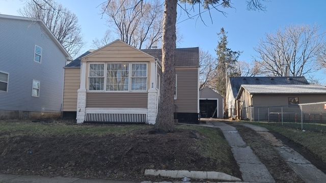 212 Division Street, Bloomington, IL 61701