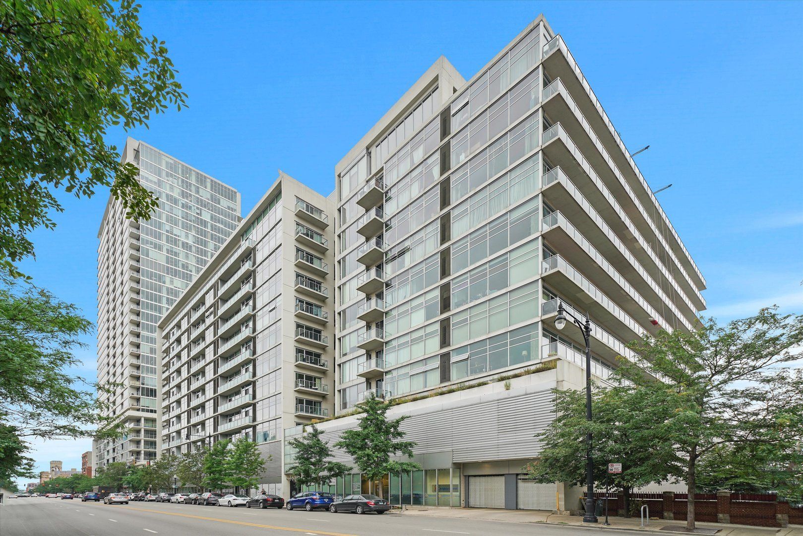 1620 S Michigan Avenue #613 — Chicago, IL 60616