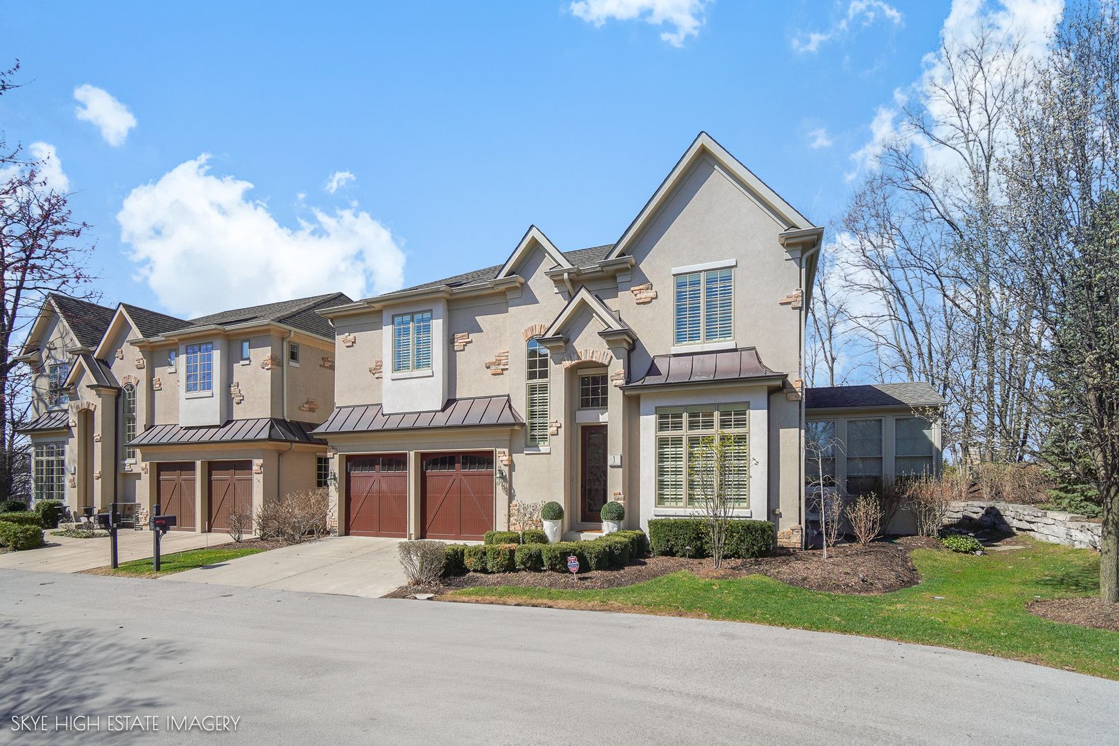 1 Willowcrest Drive — Oak Brook, IL 60523