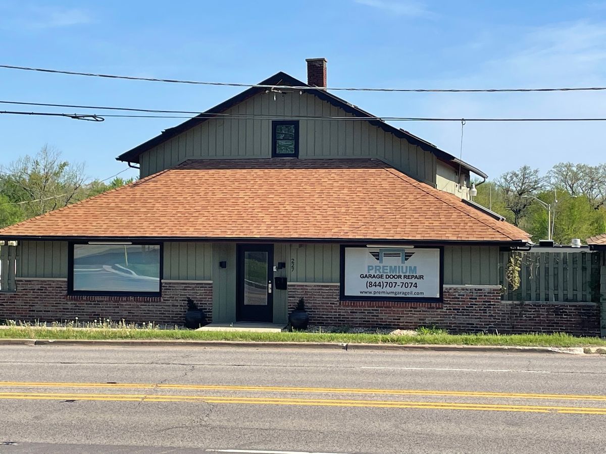 227 Maple Street, New Lenox, IL 60451