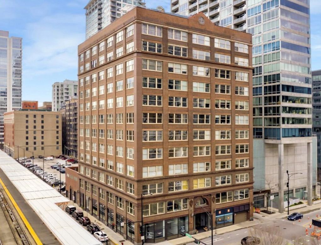 161 W Harrison Street — Chicago, IL 60605