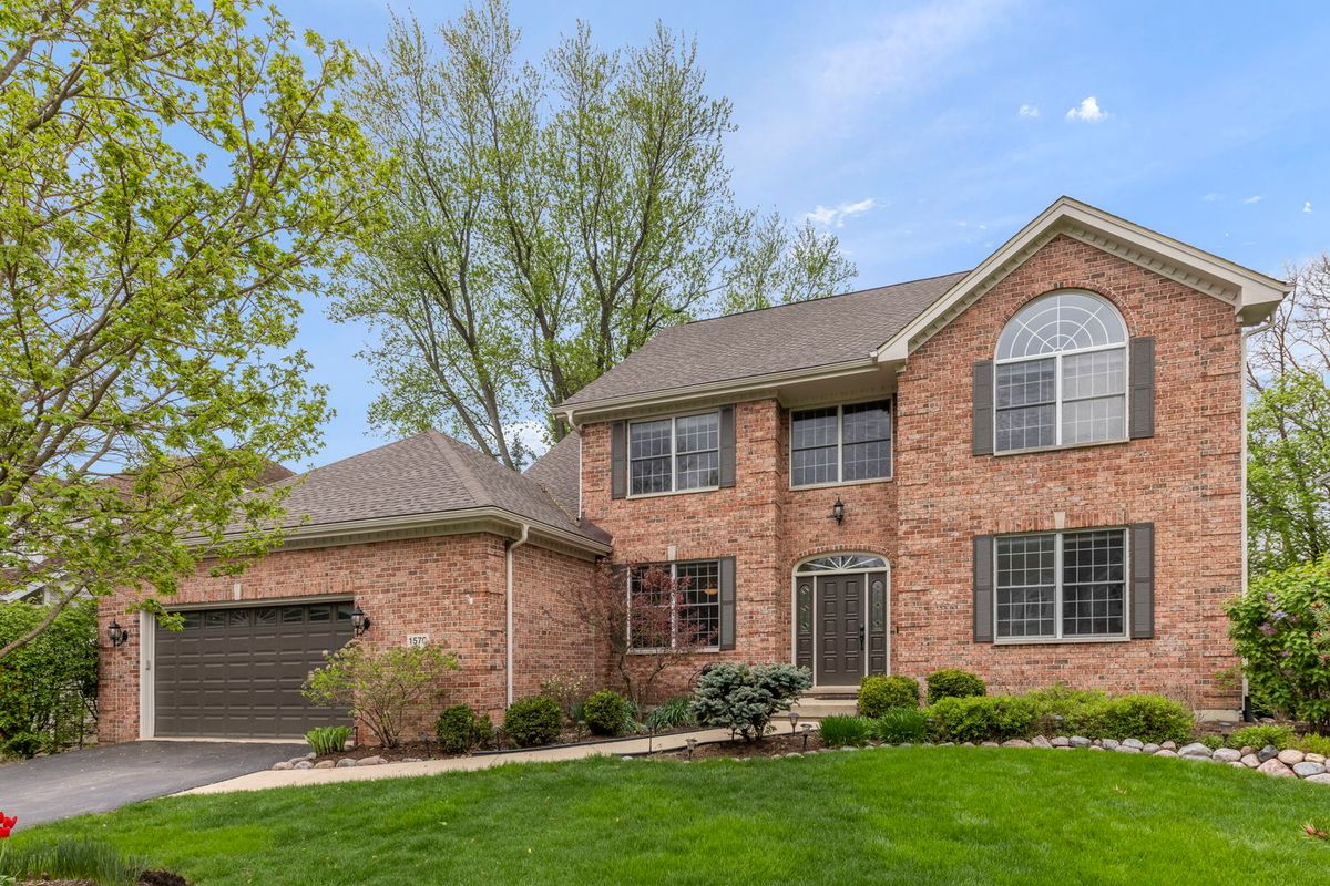 1570 Orchard Road, Wheaton, IL 60189