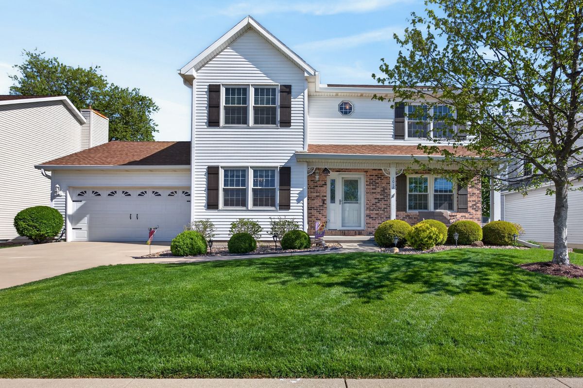 1018 Sawgrass Drive, Normal, IL 61761