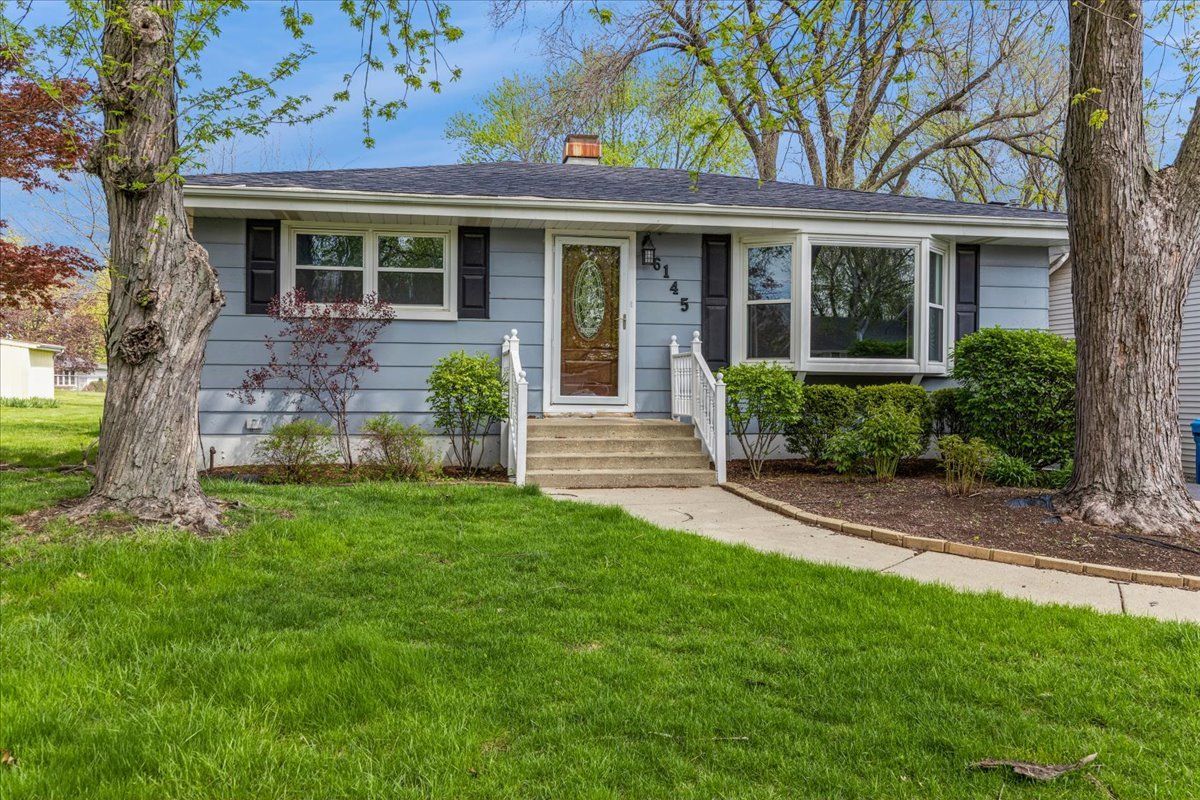 6145 Janes Avenue — Downers Grove, IL 60516