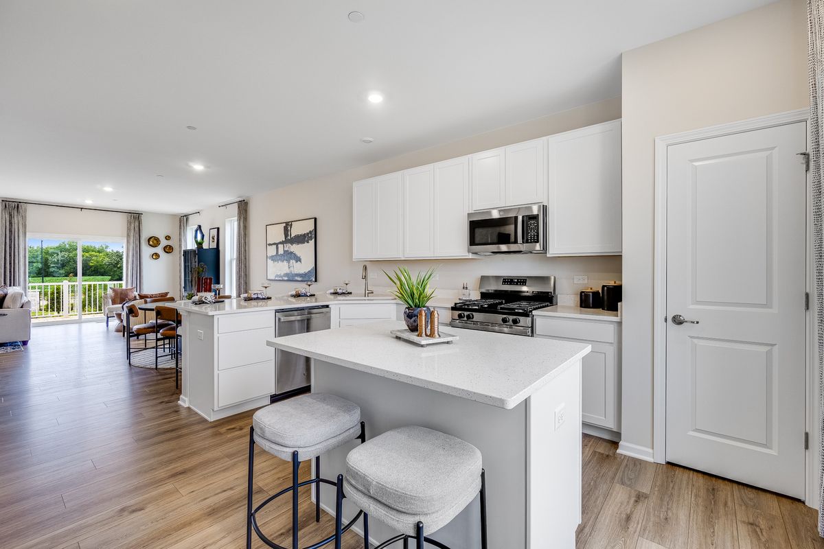 444 Red Oak Circle, Volo, IL 60020
