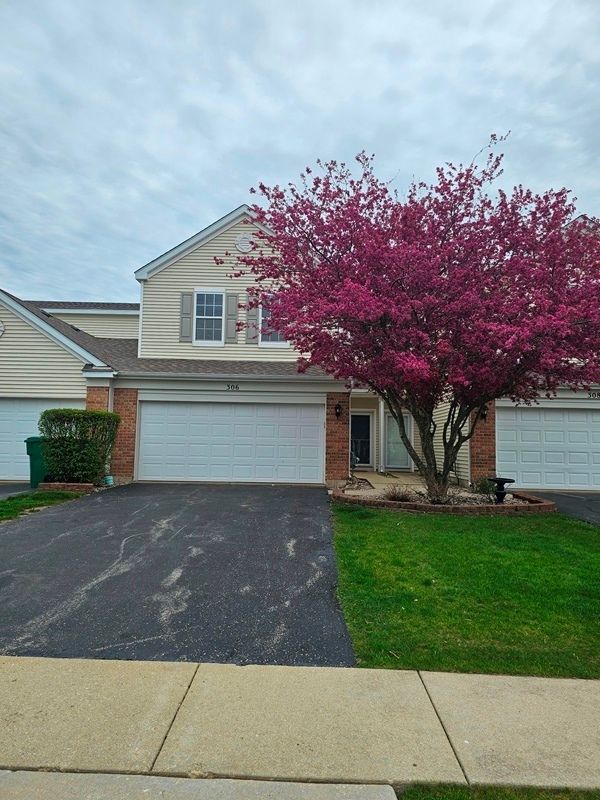 306 Parkside Drive — Shorewood, IL 60404