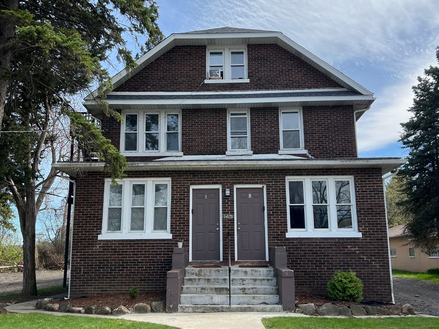 1425 10th Street — Waukegan, IL 60085