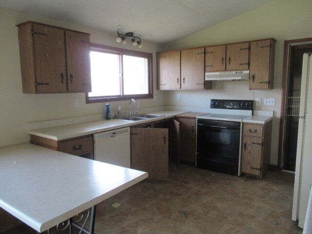 106 W Lincoln Avenue, Ogden, IL 61859