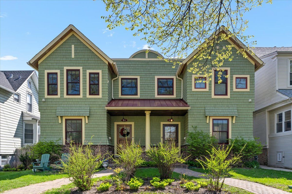 1941 Wesley Avenue — Evanston, IL 60201