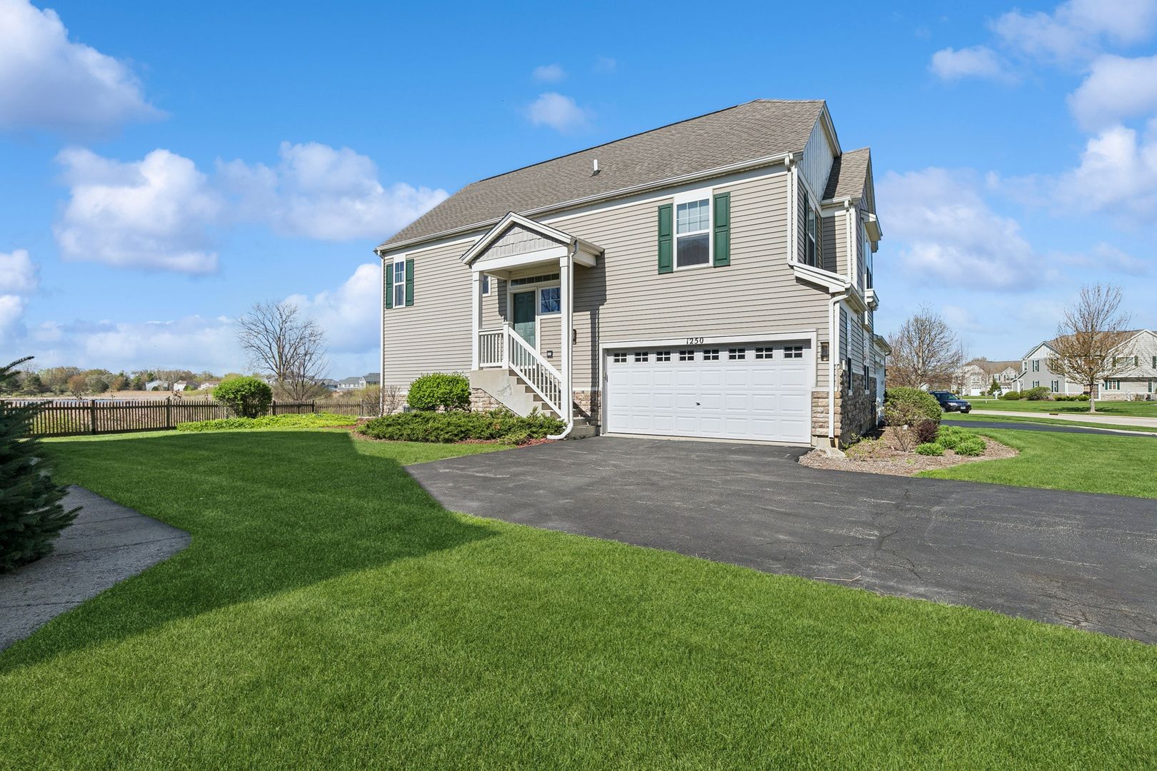 1250 Park View Drive — Antioch, IL 60002