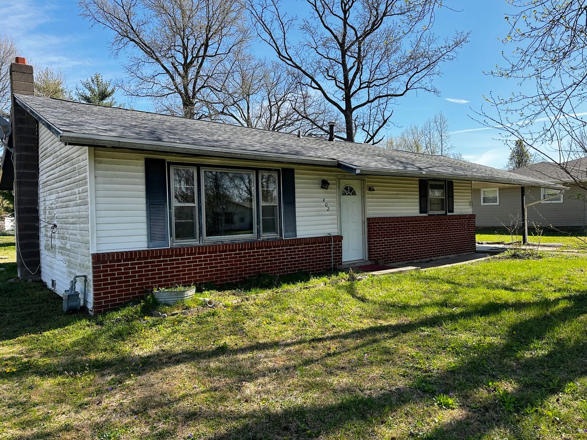 402 E Logan Street, Desoto, IL 62924