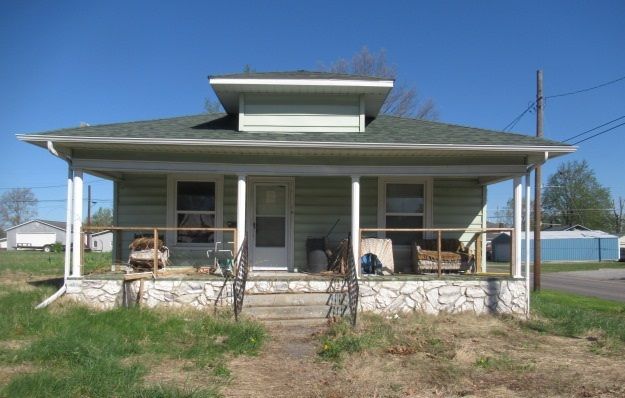 401 Maple Street, Zeigler, IL 62999