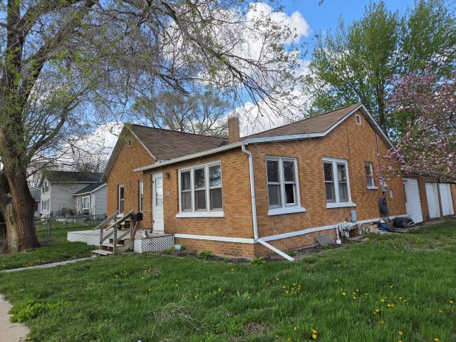 229 S Mason Street — Amboy, IL 61310