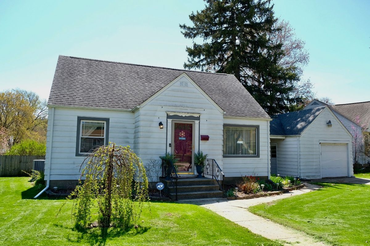 1804 Gate Parkway, Rockford, IL 61108