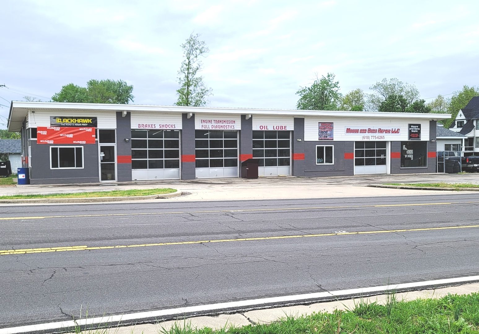 303 E Poplar Street — Odin, IL 62870