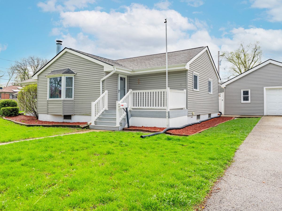 3541 Washington Street, Lansing, IL 60438