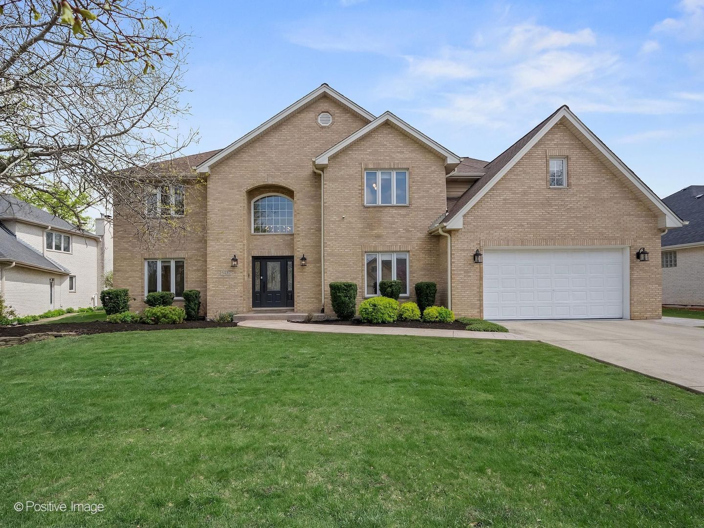 6437 Davane Court — Downers Grove, IL 60516