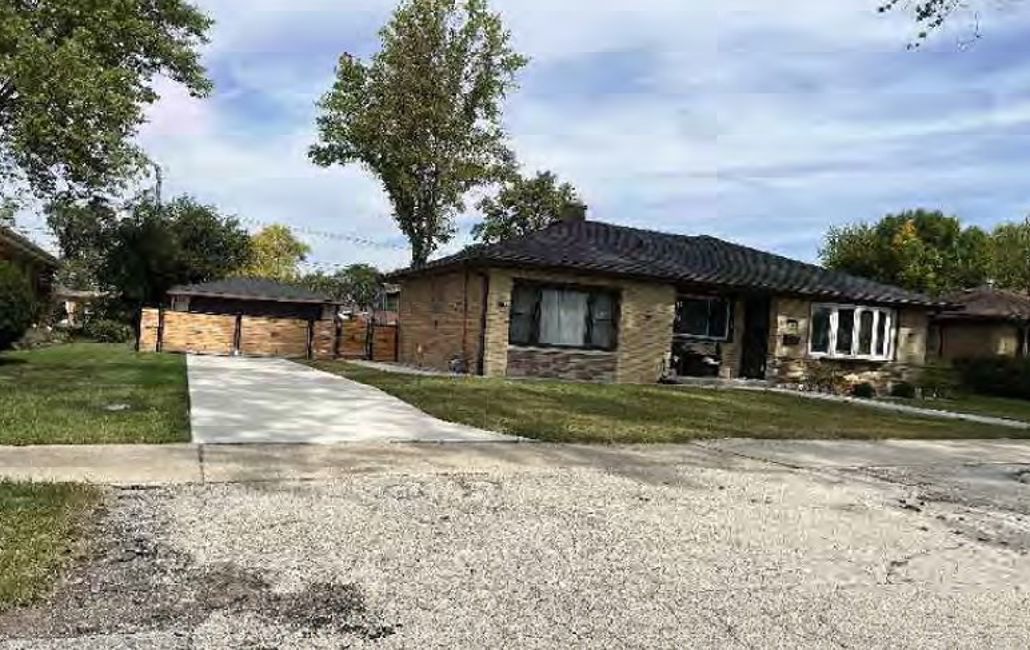 6918 W 116th Street, Worth, IL 60482