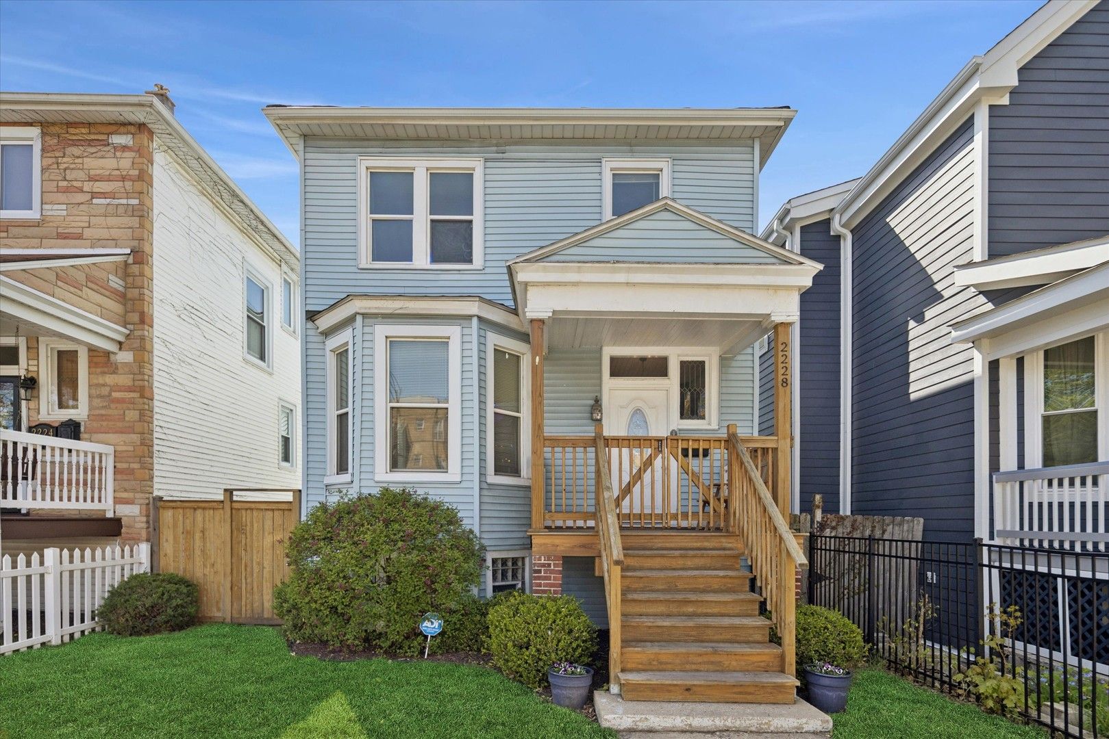 2228 N Central Park Avenue — Chicago, IL 60647